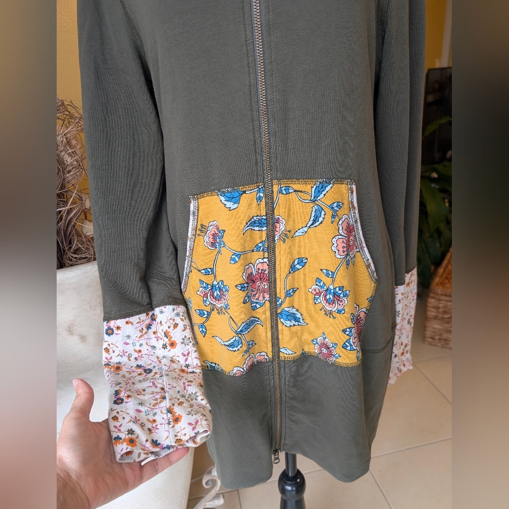 Matilda Jane Olive Green Hoodie Choose your own path Patch of light Size Large - Picture 9 of 13